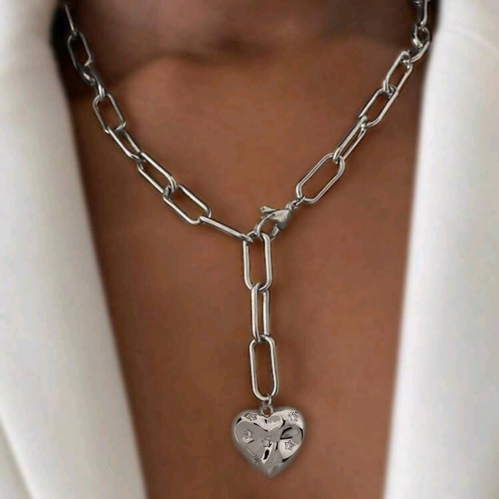 Silver Heart Pendant Necklace
